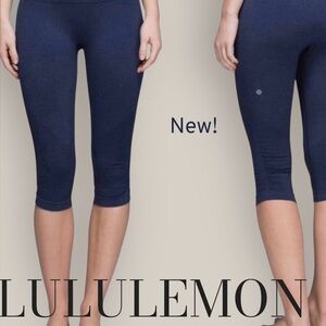 Lululemon in the flow navy blue Criss Cross Pattern Knit Legging Gathered Ruched